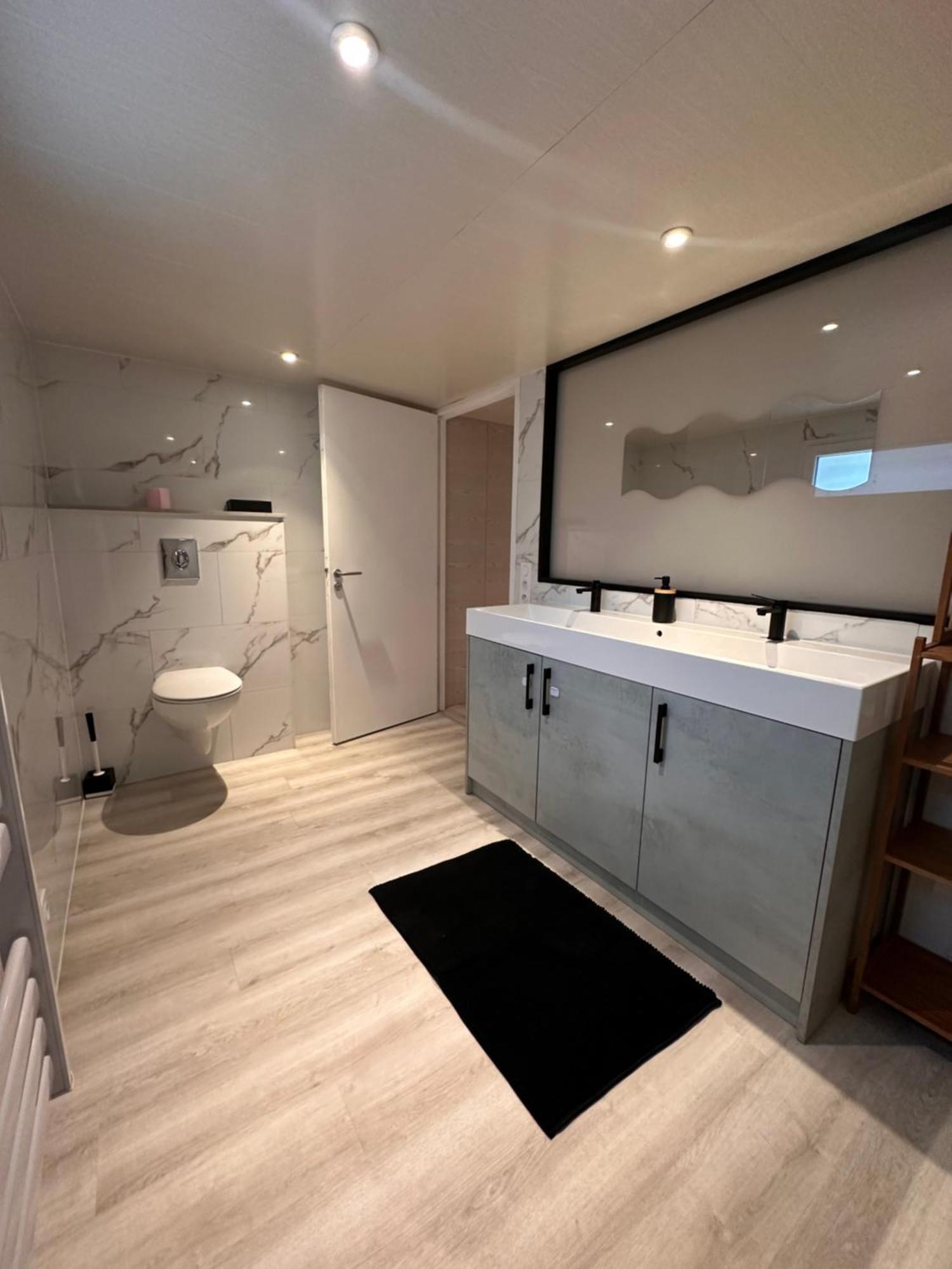 Appartamento Jolie Dependance Equipee Cholet Esterno foto
